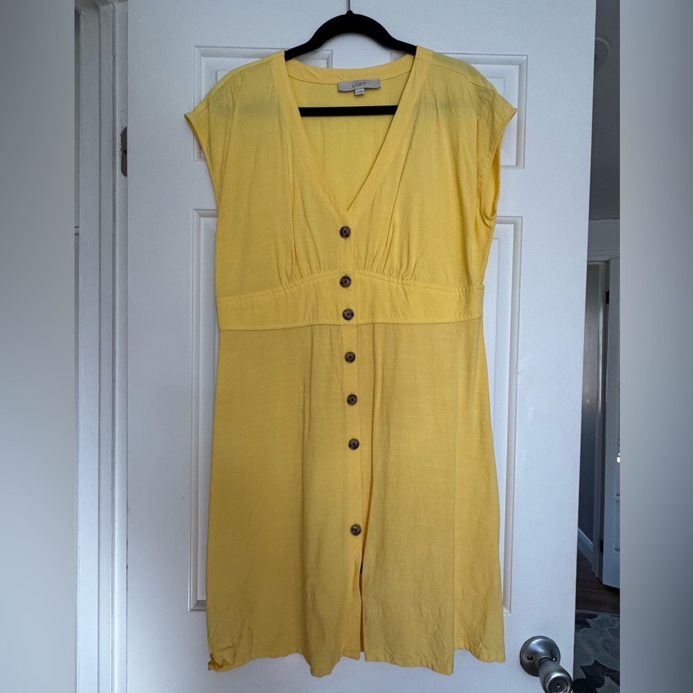 size 14 Loft yellow button fit and flare, linen blend dress -worn once